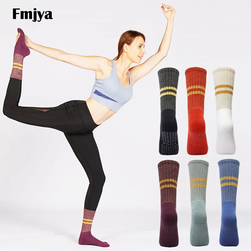 Grip Sock Yoga - ヨガソックス グリップ付き ノンスリップ ミドルふくらはぎ ゴールデン シルバー