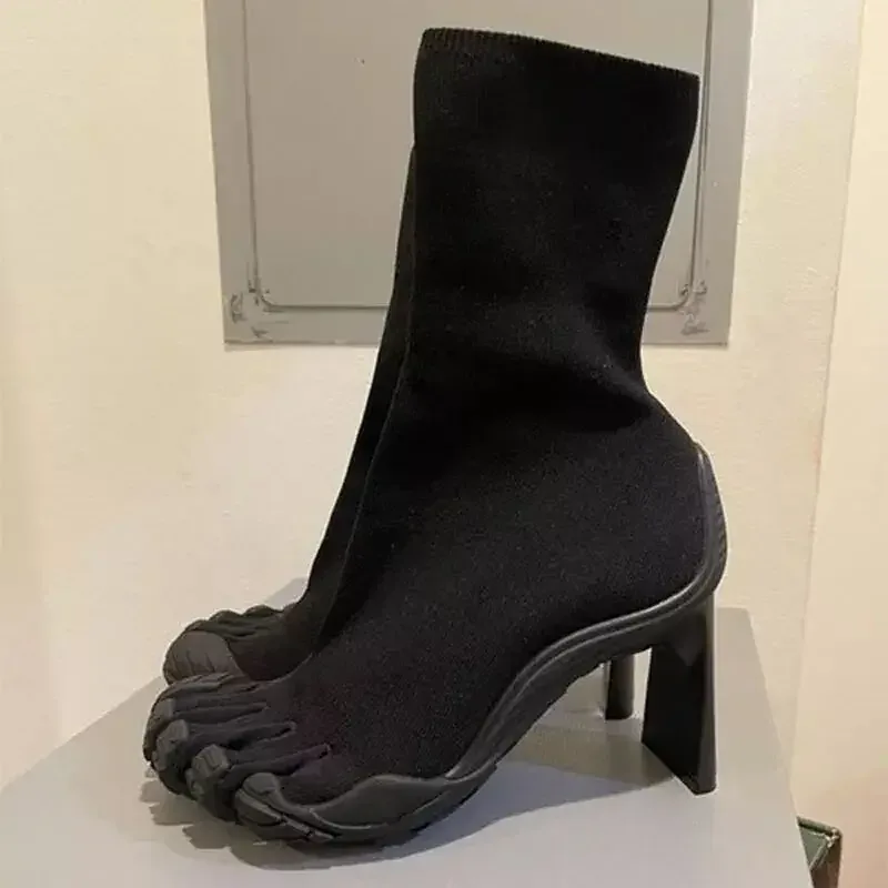 Toe Sock Split - 五本指トゥファッションノベルティレディースブーツ ブラック/ピンク/ホワイト ハイヒールアンクルブーツ 2026年新作 伸縮性メッシュ生地 高級ソックスブーツ