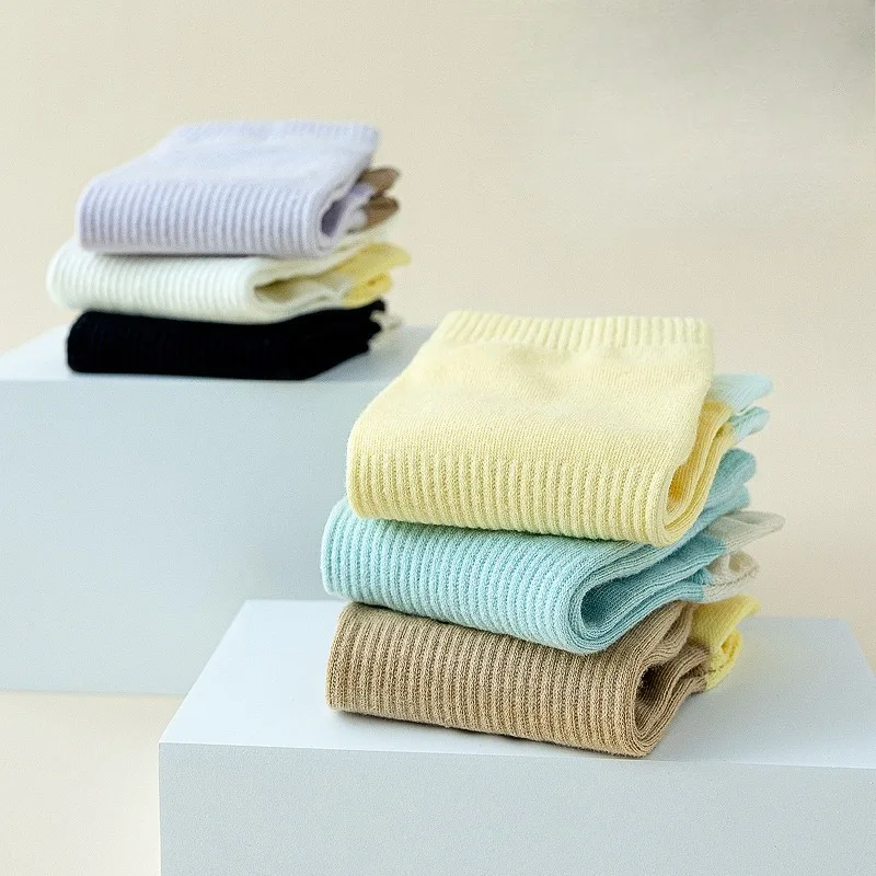 6足組 夏用 薄手 通気性 吸汗性 抗菌性 つま先が分かれた - Toe Sock Split のレビューと価格