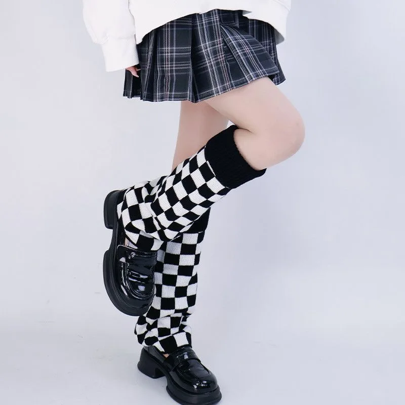 黒白チェック柄レッグウォーマーニットだらしないソックス原宿ゴ - Boot Sock Slouchy のレビューと価格
