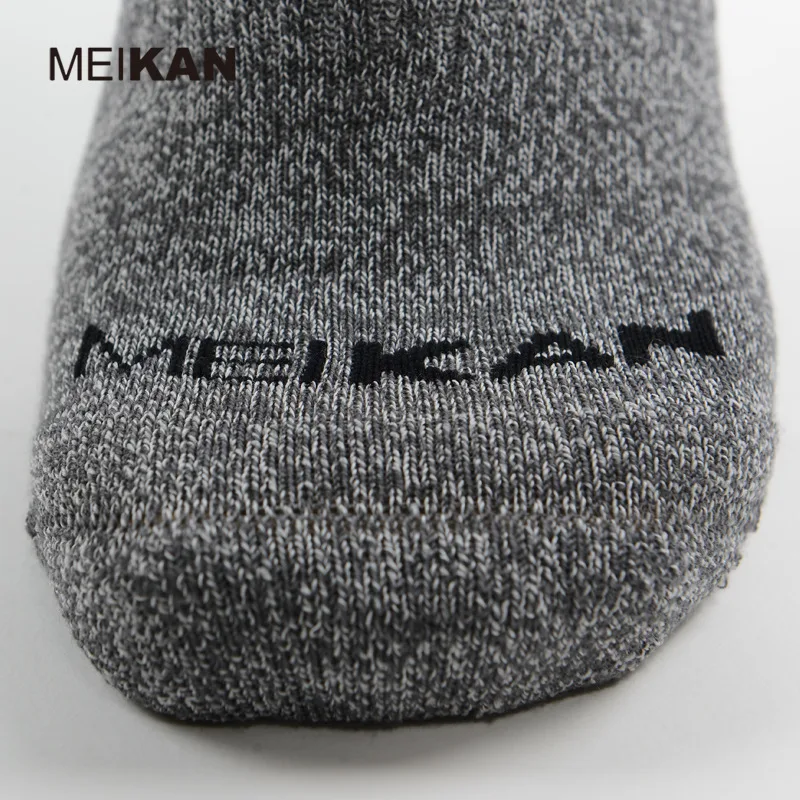 Meikan-Coolmaxメリノウールソックス男性用、厚手 - Wool Hiking Sock のレビューと価格