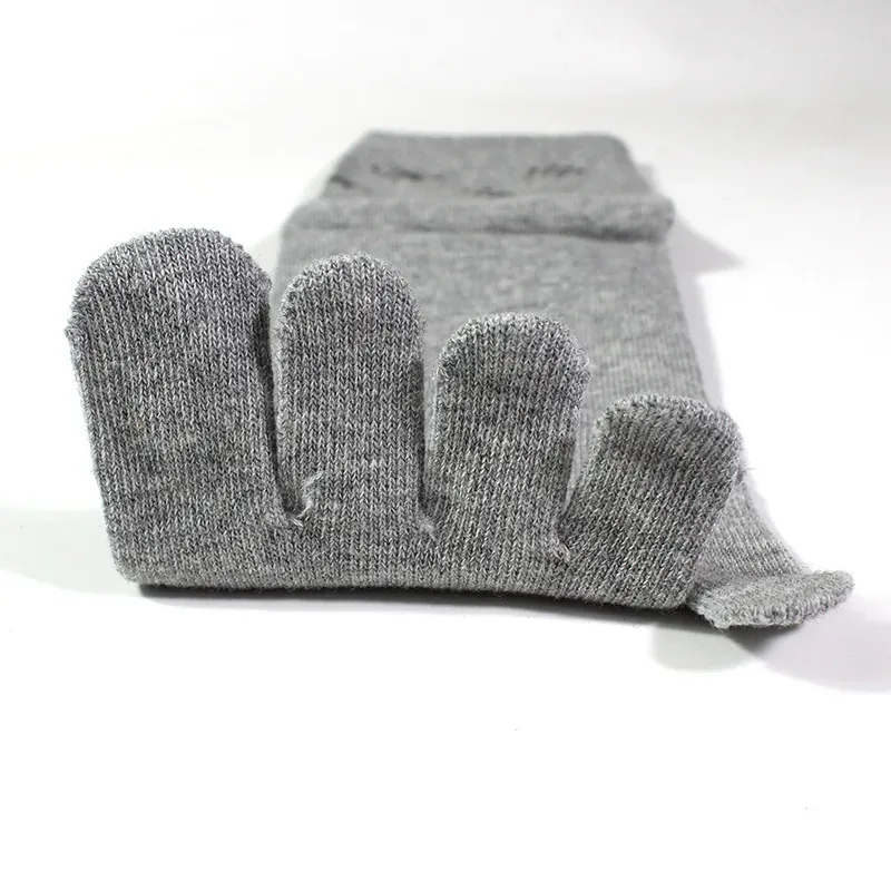 男性秋と冬の新しい綿 5 本指靴下カジュアル男性靴下パック - Cotton Crew Sock Pack のレビューと価格