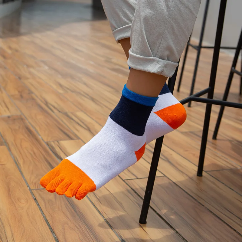 1/5ペア メンズ ファイブフィンガーソックス マルチカラー - Toe Sock Split のレビューと価格