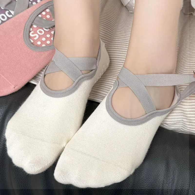 プロフェッショナル女性ヨガソックスシリコーン滑り止めバレエピ - No Show Sock Women のレビューと価格