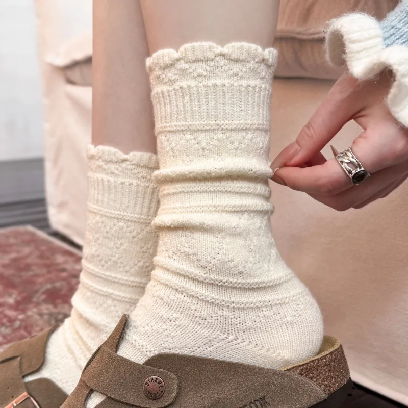 1 ペア乳白色のレーストリムミッドカーフブーツソックス女性用 - Boot Sock Slouchy のレビューと価格