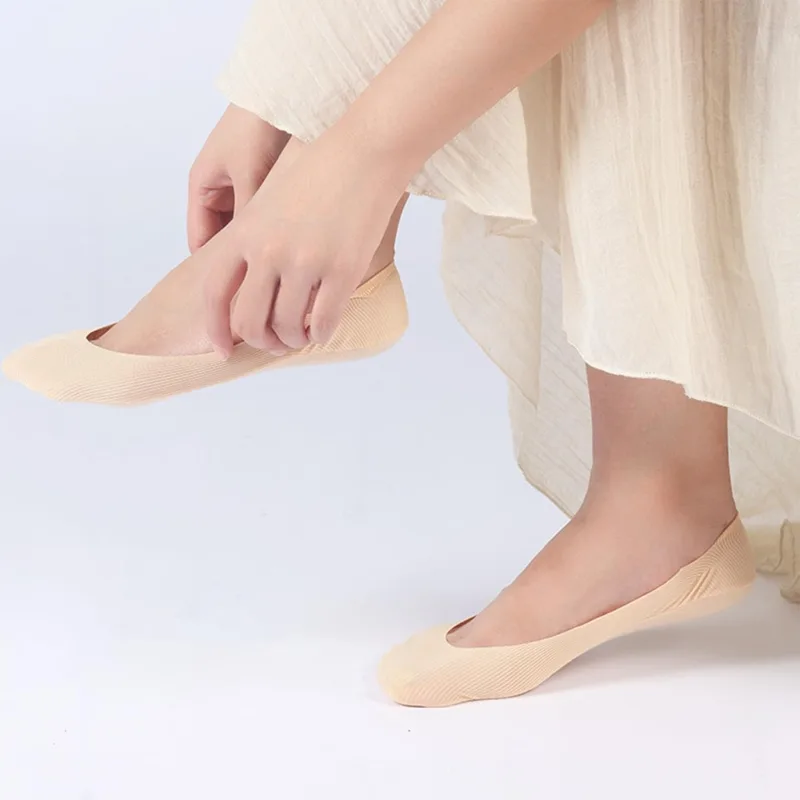 6足組 ノーショーソックス レディース 滑り止め シリコング - Invisibility Sock Loafer のレビューと価格