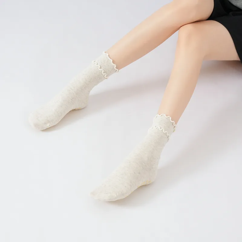 2026年春 レディース ラッフルエッジ ミッドカーフ ヨガ - Grip Sock Yoga のレビューと価格