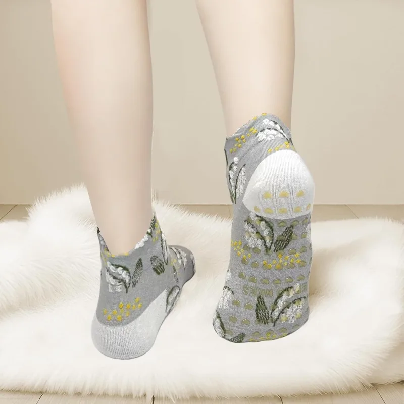 女性用花柄ジャカードヨガソックス – フィットネスや日常着用 - Grip Sock Yoga のレビューと価格