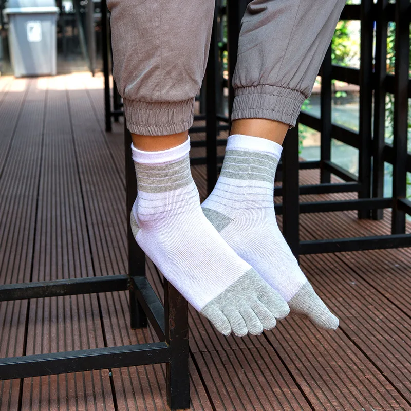 3/5足組 メンズ ファイブトゥ クルーソックス ソフトコッ - Toe Sock Split のレビューと価格