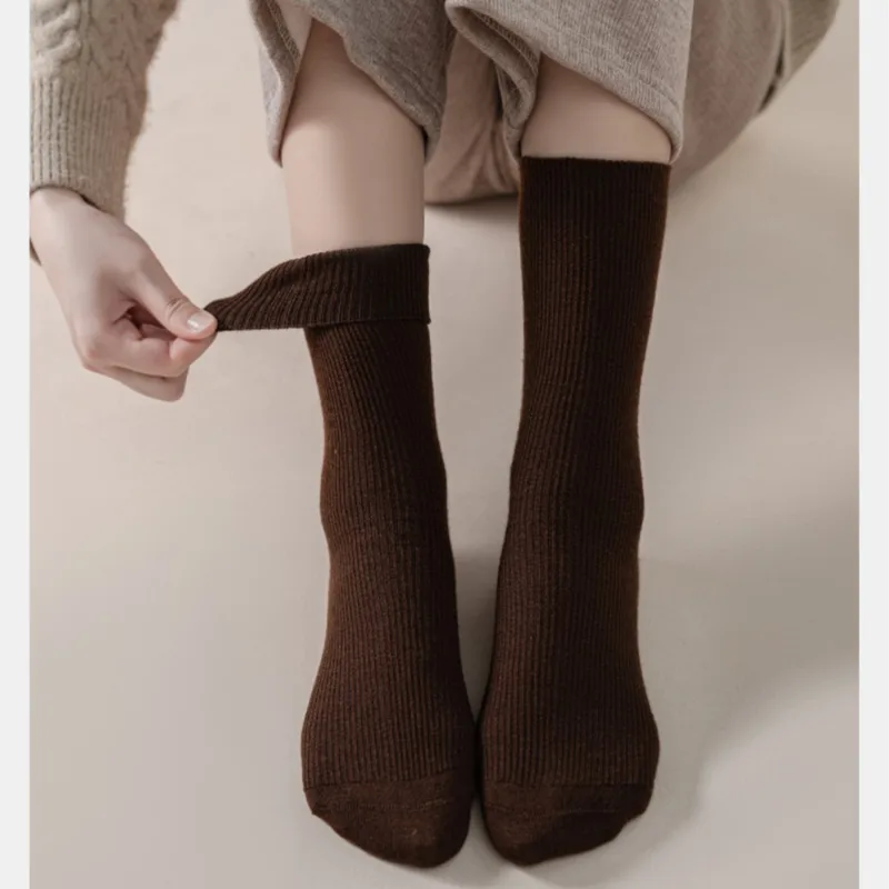 2025年ファッションソックス クルー丈 ドレス スポーツ  - Wool Hiking Sock のレビューと価格