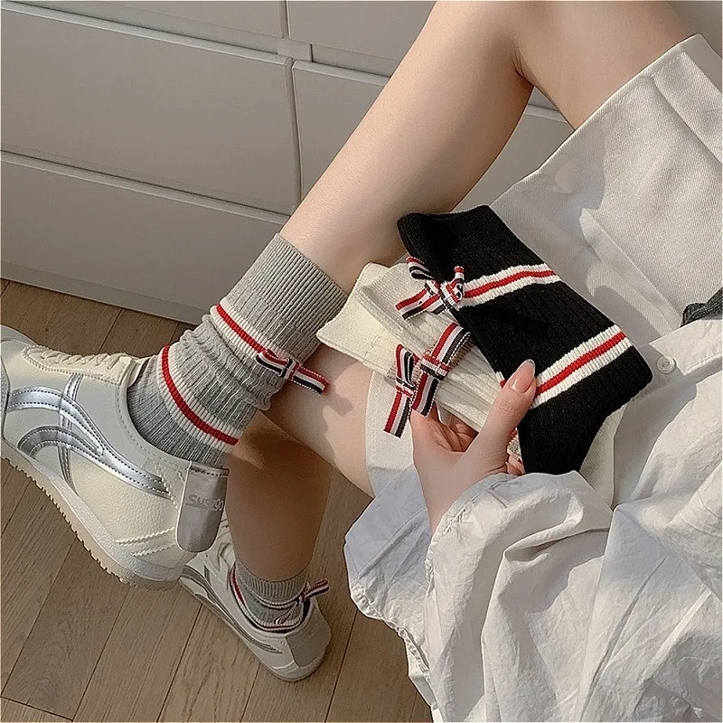 女性用3足組コーマ綿ストライプボウクルーソックスプレッピース - Cotton Crew Sock Pack のレビューと価格