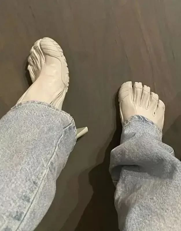 五本指トゥファッションノベルティレディースブーツ ブラック/ - Toe Sock Split のレビューと価格
