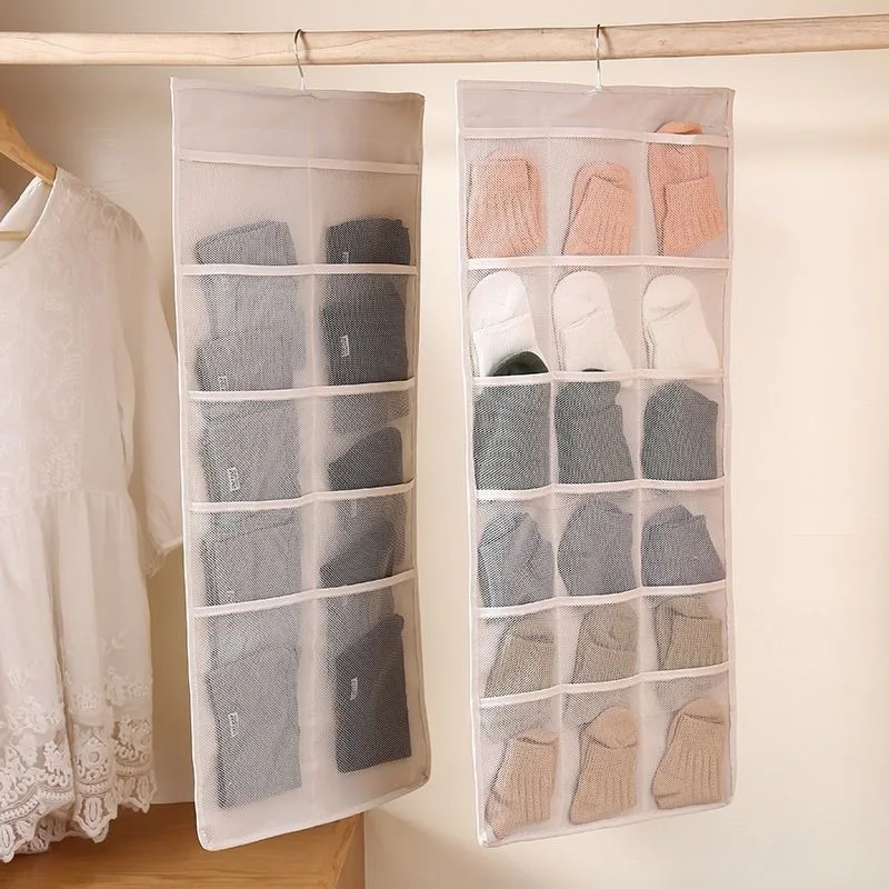 壁掛け式布製下着靴下収納オーガナイザー両面ワードローブポーチ - Sock Organizer Tray のレビューと価格
