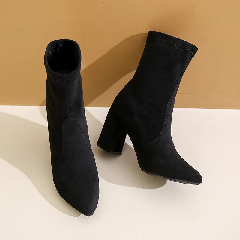 冬の新作チャンキーヒールのおしゃれなアンクルブーツ、レディー - No Show Sock Women のレビューと価格